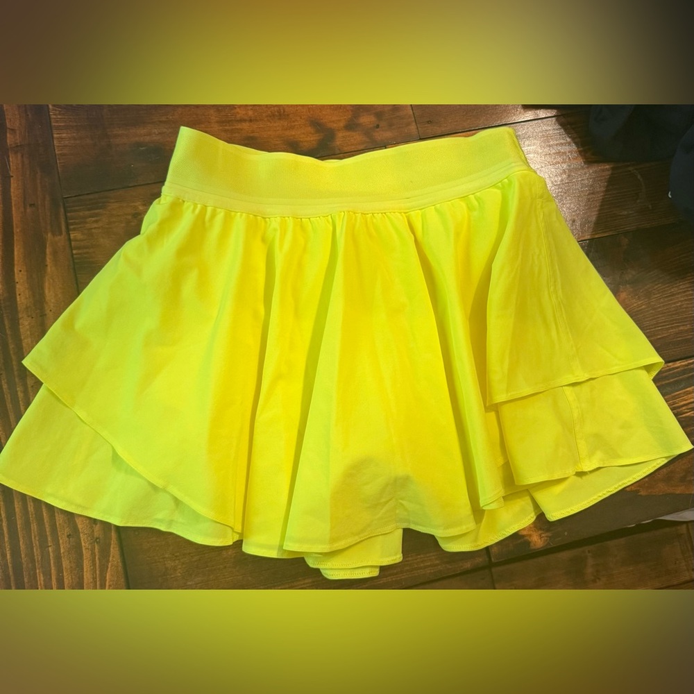 Lululemon Vibrant Yellow Women's Skirt